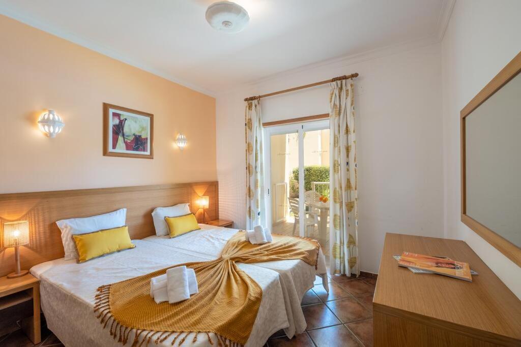 Parra Holidays Q House Apartment